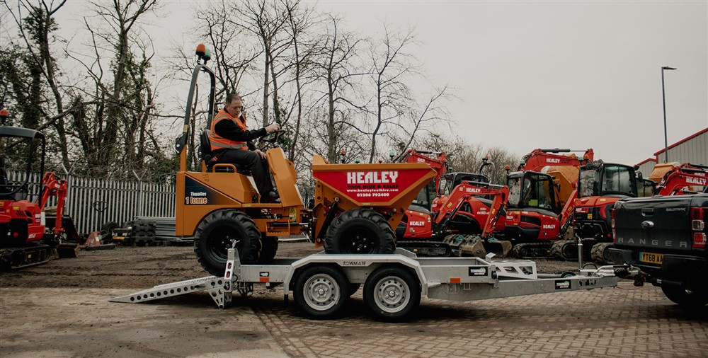 new-towmate-tdp3117-35fwr--3500kg--3100mm-x-1700mm--plant-trailer---twin-axle-with-14m-full-width-gas-assisted-ramp