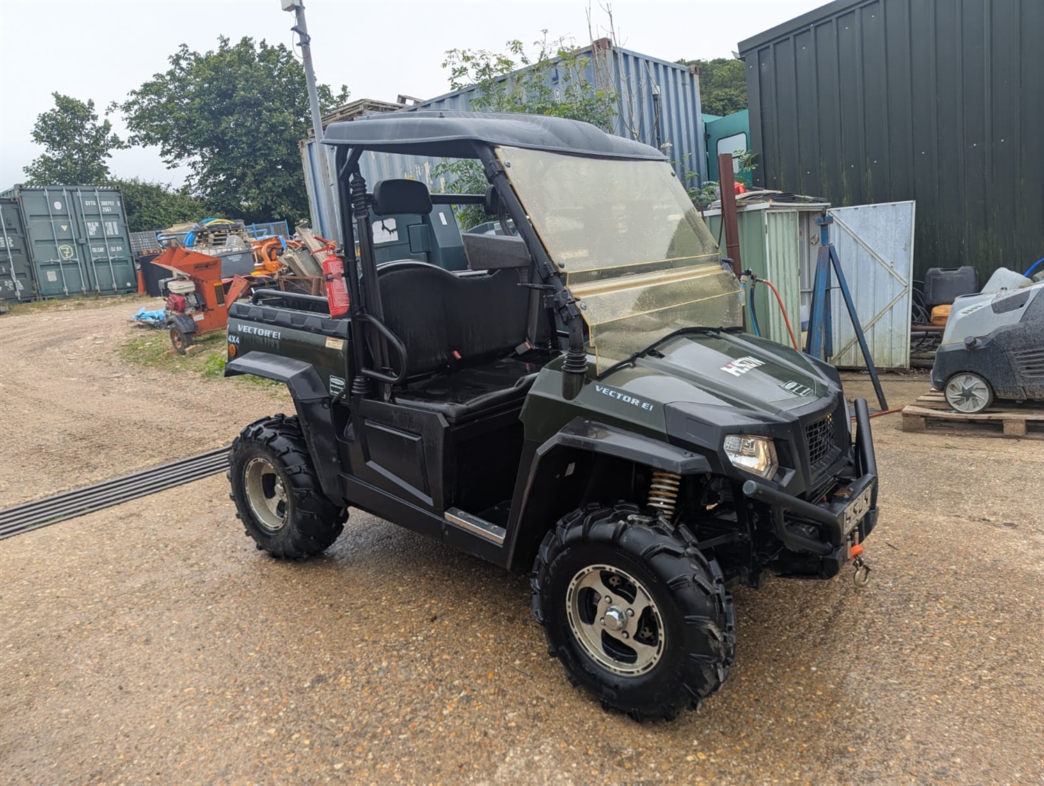 used-hisun-vector-e1-electric-atv-with-poly-screen-and-roof-2021