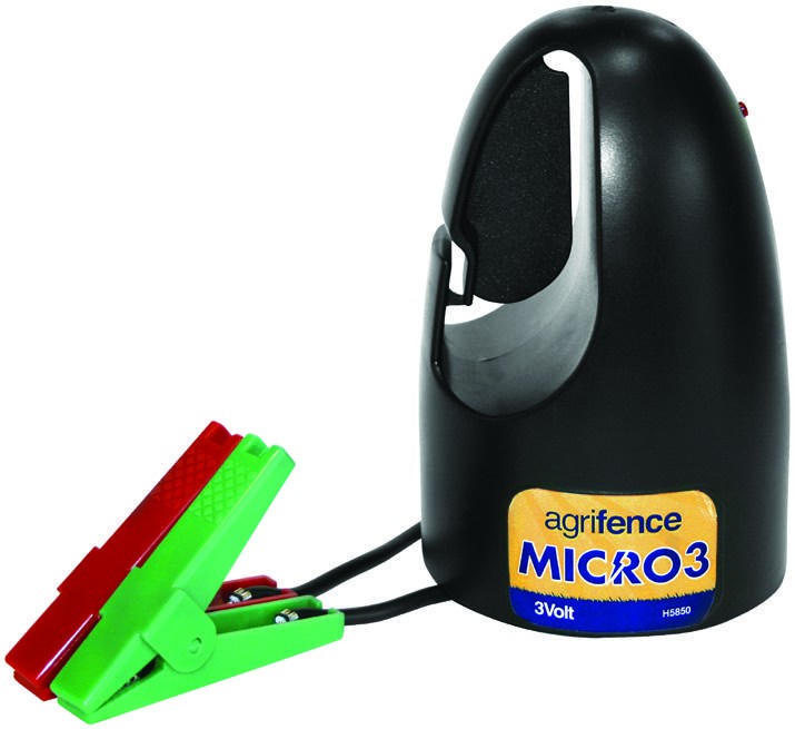 micro-3-electric-fence--energiser-3v-battery-powered