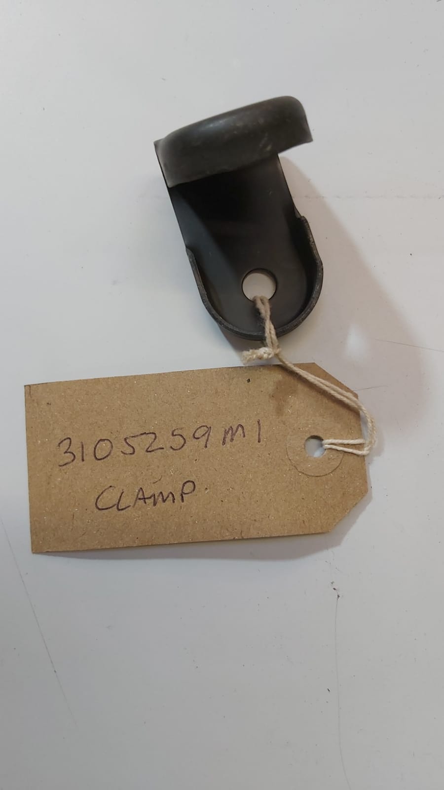 clamp-3105259m1