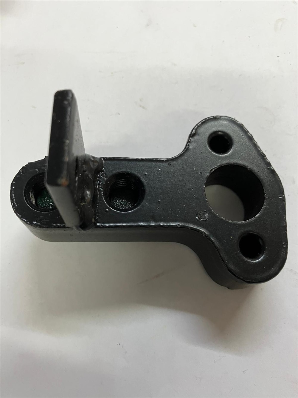 roller-bracket-lh